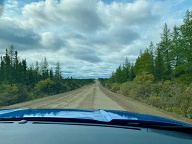 Section chemin de terre de notre voyage. Cette section a fini par être en très bonne état pour nous.